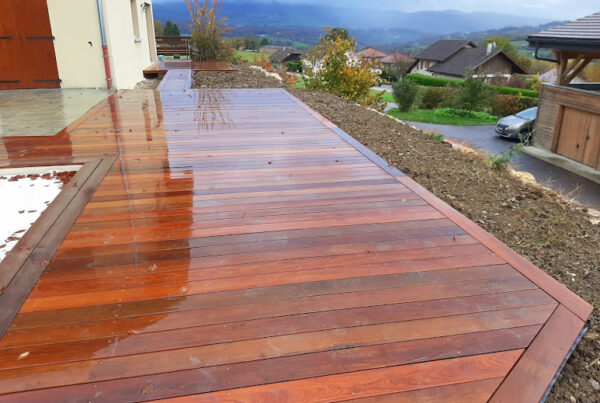 Aménagement extérieur terrasse en bois en haute-savoie (74)