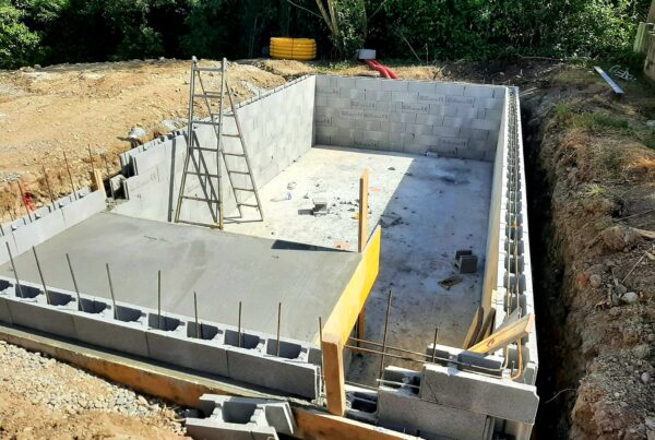 Installation d'une piscine en bois en Haute-Savoie (74)